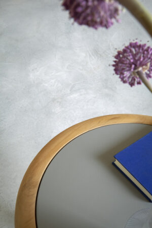 The Secret Garden | Table basse design haut de gamme Poltrona Frau, teck massif naturel et plateau en grès émaillé, disponible chez D-Style Interior