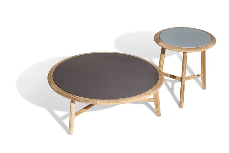 The Secret Garden | Table basse design haut de gamme Poltrona Frau, teck massif naturel et plateau en grès émaillé, disponible chez D-Style Interior