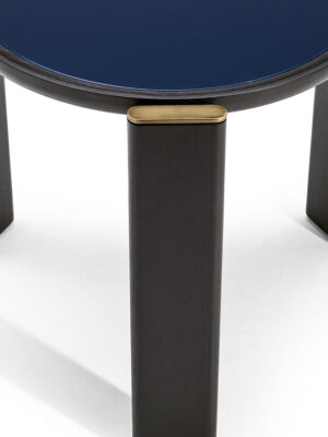 DUO | Table basse design haut de gamme Poltrona Frau, structure en frêne massif sculpté et plateau en marbre, verre ou frêne plaqué, disponible chez D-Style Interior