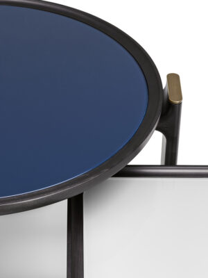 DUO | Table basse design haut de gamme Poltrona Frau, structure en frêne massif sculpté et plateau en marbre, verre ou frêne plaqué, disponible chez D-Style Interior