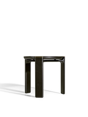 DUO | Table basse design haut de gamme Poltrona Frau, structure en frêne massif sculpté et plateau en marbre, verre ou frêne plaqué, disponible chez D-Style Interior
