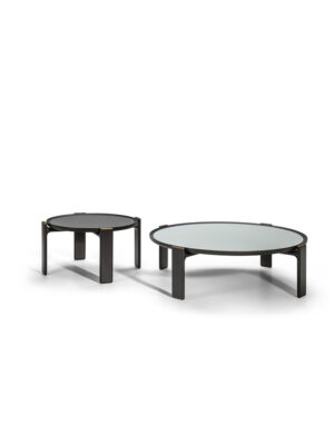 DUO | Table basse design haut de gamme Poltrona Frau, structure en frêne massif sculpté et plateau en marbre, verre ou frêne plaqué, disponible chez D-Style Interior