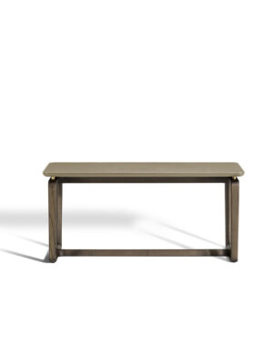 Fidelio | Table basse design haut de gamme Poltrona Frau rectangulaire, piètement en frêne massif moka ou wengé, plateau en marbre ou cuir Saddle Extra et Pelle Frau®, détails en laiton, disponible chez D-Style Interior