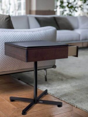 Bob | Table basse avec tiroirs - Table basse design haut de gamme Poltrona Frau disponible chez D-Style Interior