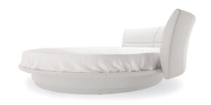 Lullaby Due lit + draps design haut de gamme par Poltrona Frau en cuir Pelle Frau® avec tête de lit pivotante, design haut de gamme italien chez D-Style Interior