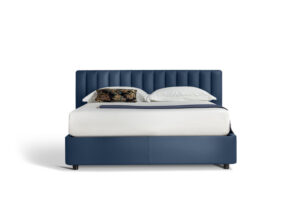 Ferdinandea Lit avec coffr + Boiserie de Poltrona Frau, en cuir Pelle Frau® Confort, élégance et design haut de gamme italien. Disponible chez D-Style Interior.