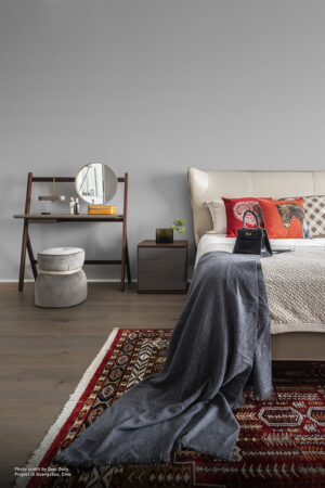Mamy Blue Lit design haut de gamme par Poltrona Frau avec tête de lit en cuir Saddle Extra et Pelle Frau®, design italien disponible chez D-Style Interior