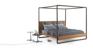 Volare Lit design haut de gamme par Poltrona Frau en cuir Pelle Frau® et bois massif, design italien haut de gamme disponible chez D-Style Interior