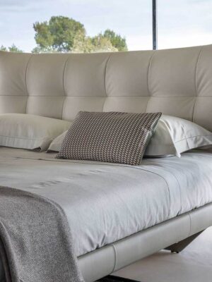 Aurora Tre Lit design haut de gamme en cuir Pelle Frau® par Poltrona Frau, design contemporain, disponible chez D-Style Interior