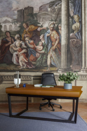 Peek-a-Book | Bureau design haut de gamme Poltrona Frau par Roberto Lazzeroni, design italien haut de gamme en cuir Pelle Frau® et frêne massif, disponible chez D-Style Interior