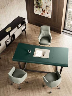 Peek-a-Book Grand Bureau design haut de gamme Poltrona Frau par Roberto Lazzeroni, cuir Pelle Frau® et frêne massif, design italien haut de gamme disponible chez D-Style Interior