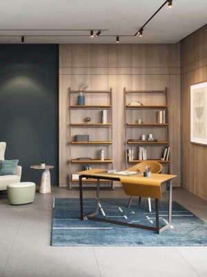 Fred Bureau design haut de gamme par Poltrona Frau, cuir Saddle Extra et frêne massif, design italien haut de gamme disponible chez D-Style Interior