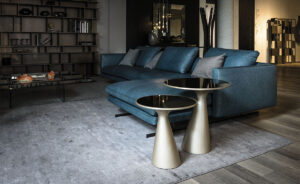 Table basse design haut de gamme Peyote par Cattelan Italia, plateau verre et base polyuréthane, design Piero De Longhi, disponible chez D-Style Interior.
