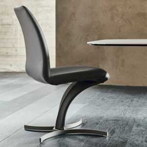 Betty Chaise design de Cattelan Italia : une création signée Yasuhiro Shito mêlant design raffiné, confort et savoir-faire italien. Disponible chez D-Style Interior.
