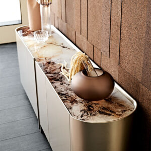 Buffet design haut de gamme Dynasty par Cattelan Italia, structure bois laqué avec verre imprimé effet marbre, disponible chez D-Style Interior