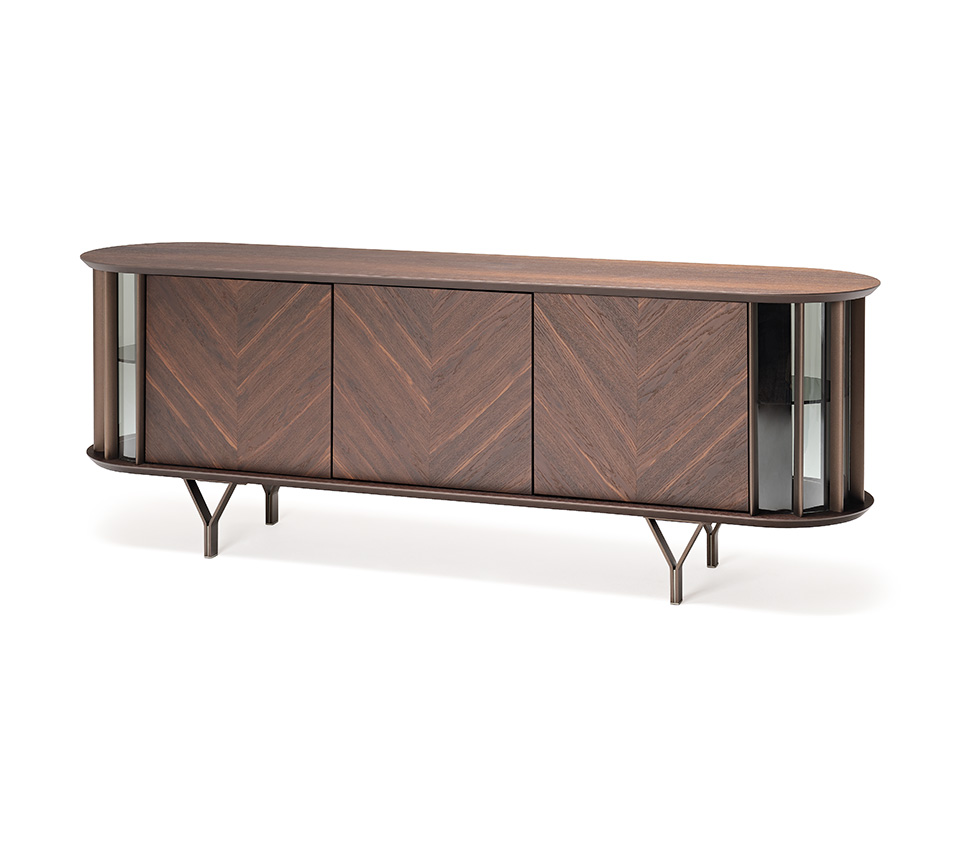 Buffet design haut de gamme Costes par Cattelan Italia, côtés verre incurvé avec inserts bronze et portes à lamelles, disponible chez D-Style Interior