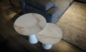 Table basse design haut de gamme Peyote Keramik par Cattelan Italia, plateau céramique Marmi et base polyuréthane, disponible chez D-Style Interior.