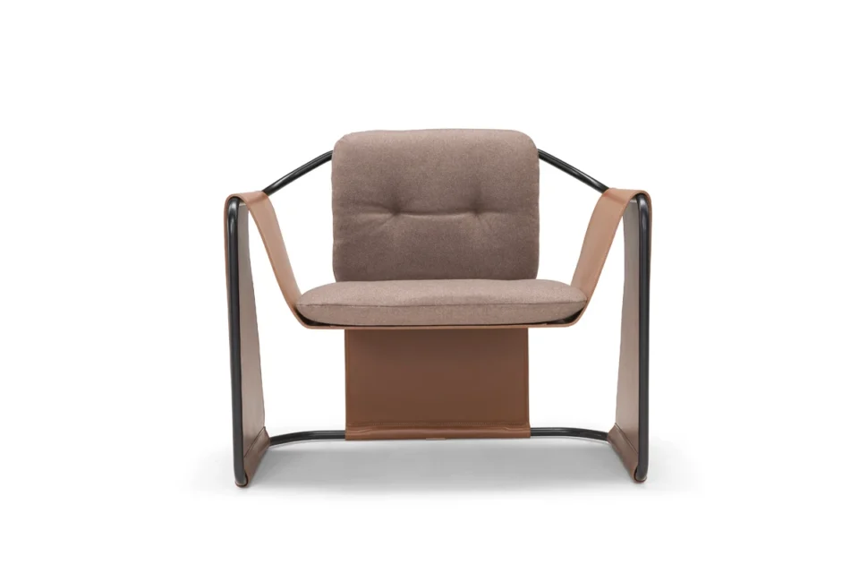 Kimono – Fauteuil design haut de gamme AmuraLab en cuir et métal disponible chez D-Style Interior