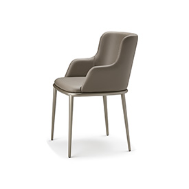 Magda ML Chaise design haut de gamme Magda ML de Cattelan Italia avec structure en acier laqué et revêtement en cuir italien, disponible chez D-Style Interior.