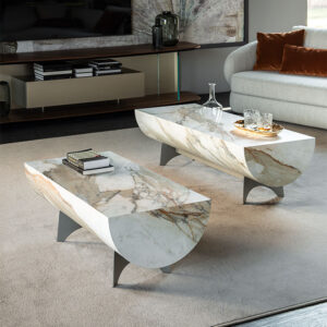 Table basse design haut de gamme Caesar par Cattelan Italia, en céramique Marmi avec structure semi-circulaire sur base métallique, disponible chez D-Style Interior.