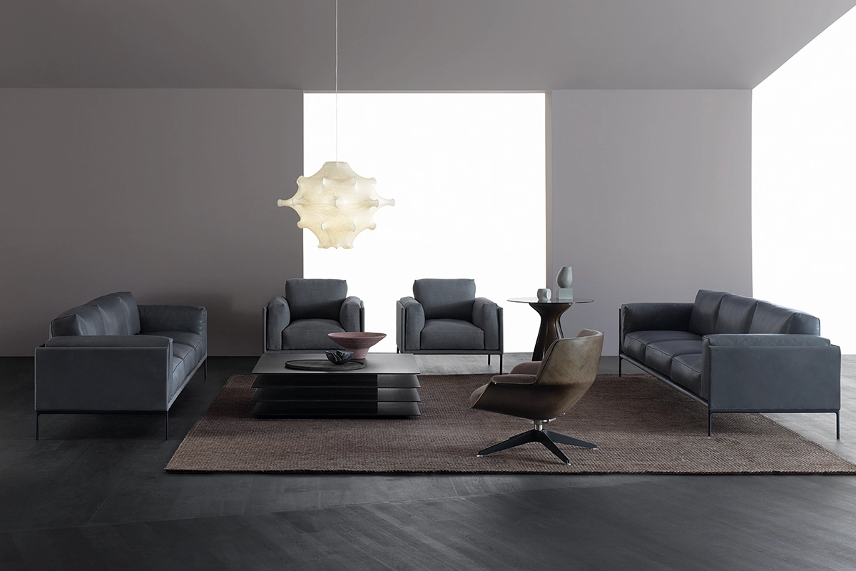 Giorgio fauteuil d’Amura Lab marie structure moderne et confort absolu dans une élégance italienne intemporelle. Disponible chez D-Style Interior.