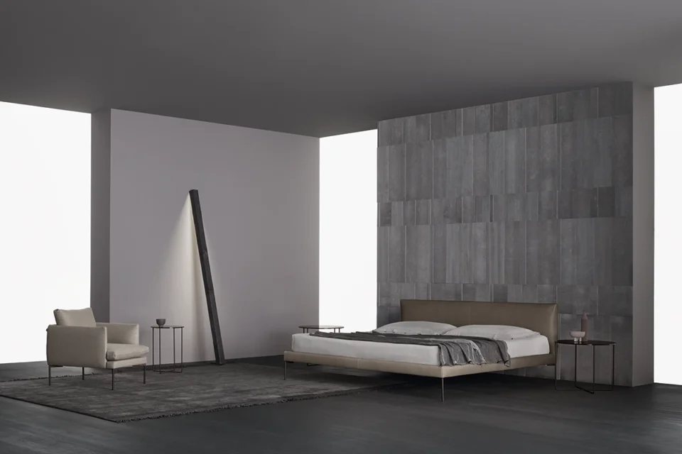 Mavis d’Amura Lab allie élégance italienne, confort raffiné et lignes contemporaines. Disponible chez D-Style Interior.