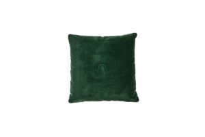 Moon Petals Coussins décoratifs en tissus et cuirs luxueux, inspirés des fleurs nocturnes pour un confort poétique et raffiné. Disponible chez D-Style Interior.