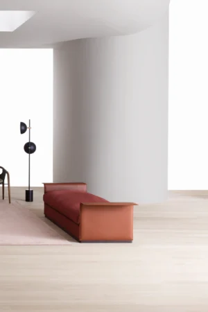 Fauteuil et day-bed design haut de gamme signé Amura Lab, modulable et raffiné, associant confort et esthétique italienne. Disponible chez D-Style Interior.