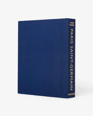 Livre design haut de gamme Paris Saint-Germain par Assouline, photographié par Julien Scussel, disponible chez D-Style Interior.