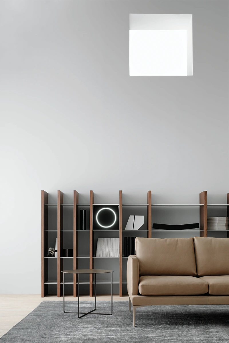 Segno Canapé design haut de gamme signé Amura Lab, alliant structure métallique épurée et confort exceptionnel. Disponible chez D-Style Interior.