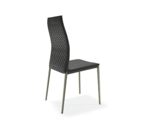 NORMA ML Couture Chaise moderne capitonnée avec structure en acier et revêtement personnalisable, élégante et confortable. Disponible chez D-Style Interior.