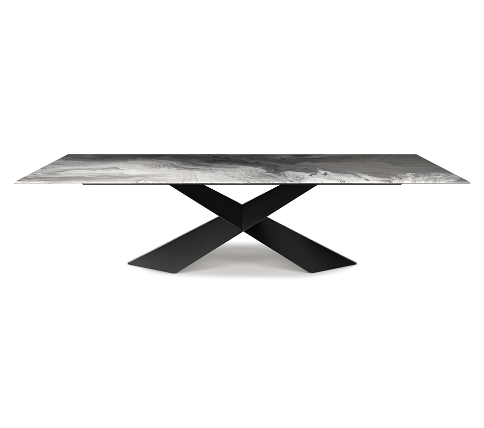 Tyron Crystalart table design haut de gamme par Cattelan Italia, avec base en acier laqué embossé et finition artistique. Disponible chez D-Style Interior.