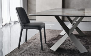 Wilma chaise design de Cattelan Italia : lignes courbes, assise enveloppante et confort supérieur pour une élégance intemporelle. Disponible chez D-Style Interior.