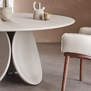 MAXIM Argile Table design haut de gamme en argile naturelle par Cattelan Italia – Disponible chez D-Style Interior.