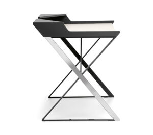 QWERTY Bureau design moderne avec structure en acier et sous-main en cuir – Disponible chez D-Style Interior