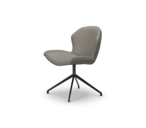 Rachel Turn Chaise pivotante avec base à 4 branches en aluminium laqué, alliant confort, élégance et design italien. Disponible chez D-Style Interior.