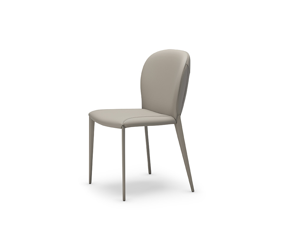 NANCY Chaise design entièrement rembourrée avec structure en acier et revêtement haut de gamme. Disponible chez D-Style Interior.