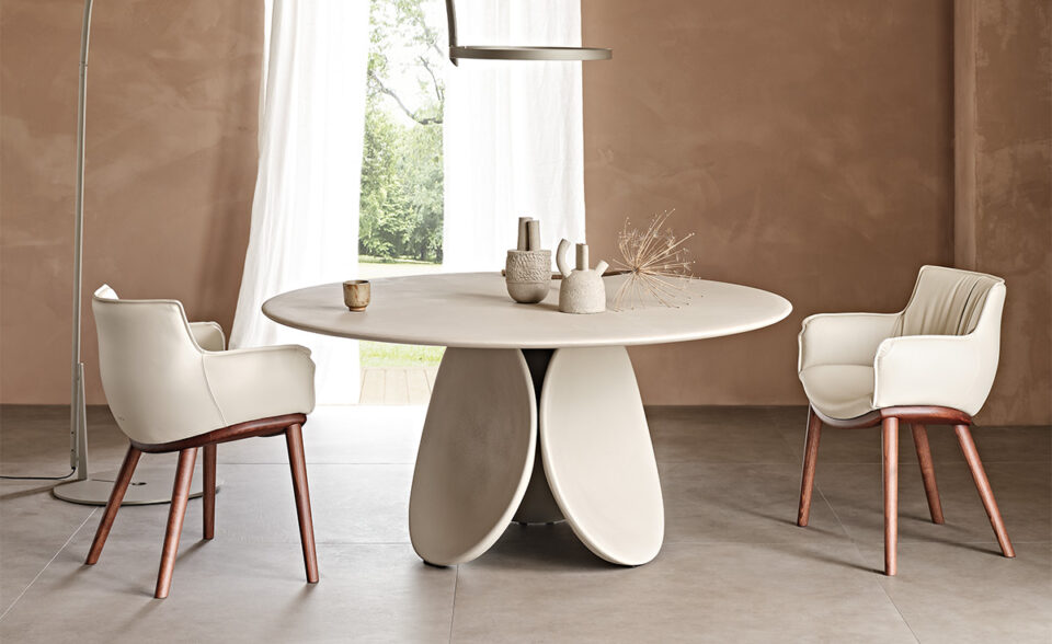 MAXIM Argile Table design haut de gamme en argile naturelle par Cattelan Italia – Disponible chez D-Style Interior.