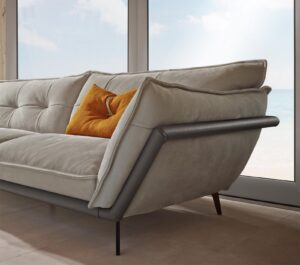 Hollywood canapé design haut de gamme en cuir par Gamma Arredamenti. Design audacieux, finitions artisanales et confort absolu. Disponible chez D-Style Interior.