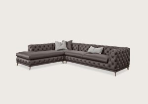 Aston canapé haut de gamme capitonné par Gamma Arredamenti, combinant style Chesterfield classique et confort contemporain. Disponible chez D-Style Interior.