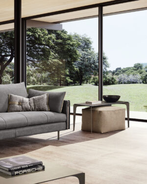 New York canapé design haut de gamme par Gamma Arredamenti, design moderne avec finitions couture et confort exceptionnel. Disponible chez D-Style Interior.