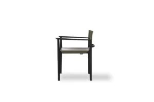 Stilt Chaise design haut de gamme Stilt d’Amura Lab en bois massif et cuir naturel, au design minimaliste, disponible chez D-Style Interior.