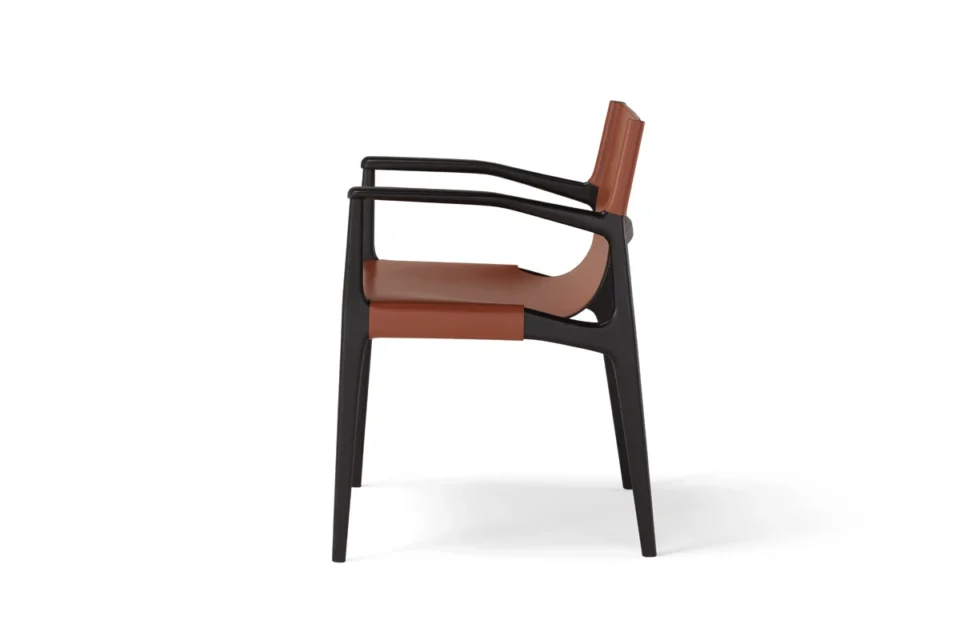 Tessa Chaise design haut de gamme Tessa d’Amura Lab en bois massif et cuir cousu main, disponible chez D-Style Interior.
