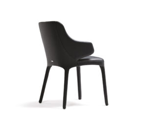 Wanda chaise design de Cattelan Italia, création de Paolo Cattelan : design arrondi, finitions raffinées et confort exceptionnel. Disponible chez D-Style Interior.