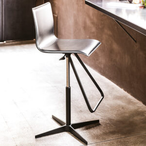 Tabouret TOTO X design haut de gamme en cuir par Cattelan Italia – Disponible chez D-Style Interior