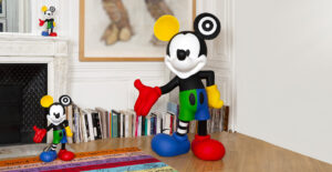 Mickey Kolor Large, Sculpture design haut de gamme Leblon Delienne, colorée et ludique, peinture à la main. Disponible chez D-Style Interior
