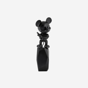 Mickey Rock – Medium, Sculpture design haut de gamme Leblon Delienne, hommage aux 90 ans de Mickey, résine peinte à la main, multi-facettes, disponible chez D-Style Interior