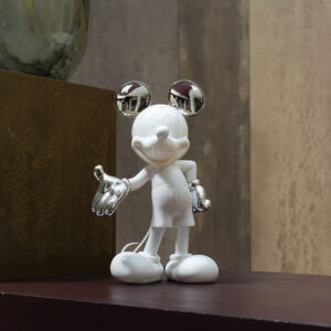 Sculpture design Mickey Welcome Bicolore par Leblon Delienne, figurine 30cm finition mat et chromé, disponible chez D-Style Interior