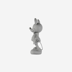 Mickey Welcome Granit Small, sculpture design haut de gamme Leblon Delienne, création contemporaine en finition granit. Disponible chez D-Style Interior.