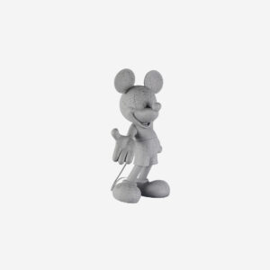 Mickey Welcome Granit Small, sculpture design haut de gamme Leblon Delienne, création contemporaine en finition granit. Disponible chez D-Style Interior.